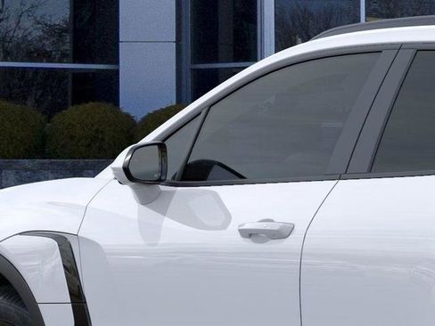 New 2026 Chevrolet Blazer EV LT image 14