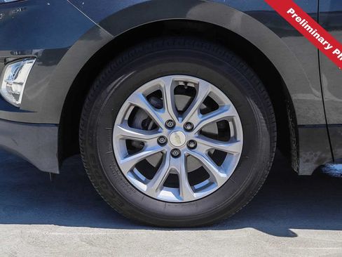 Used 2019 Chevrolet Equinox LS FWD image 11