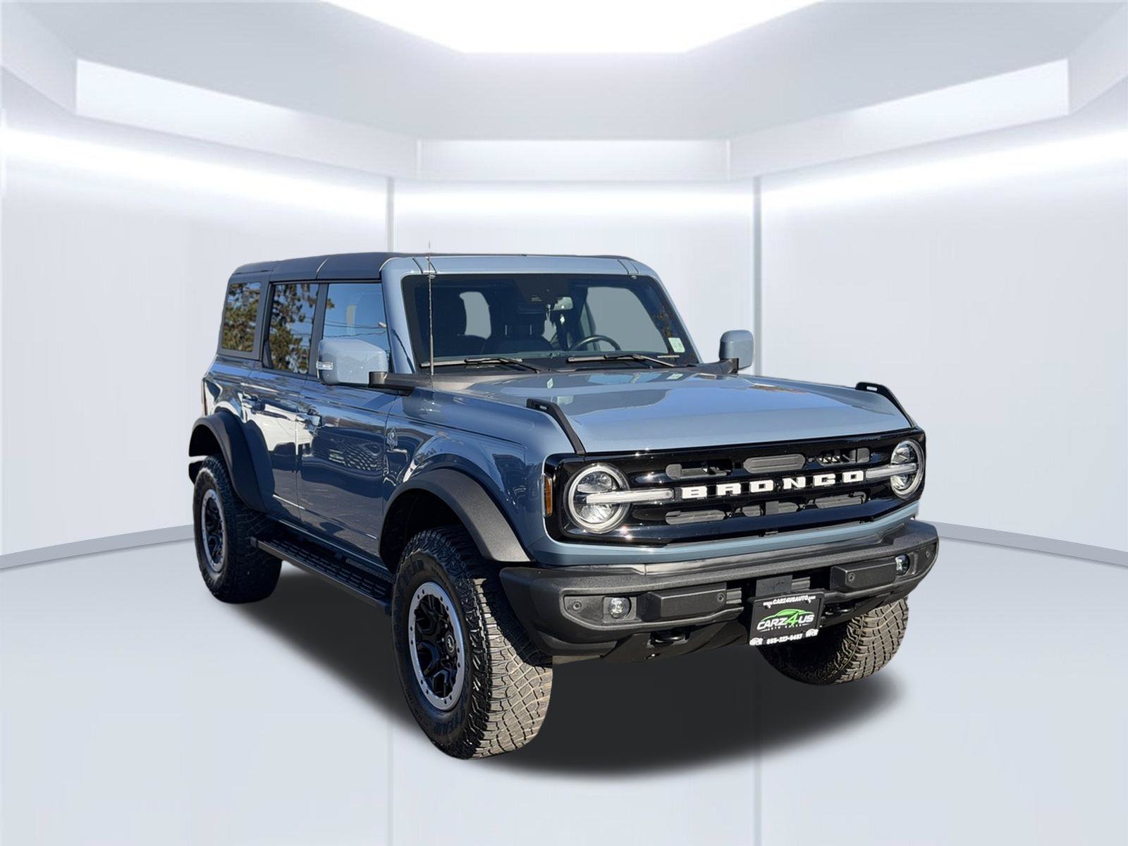 Used 2024 Ford Bronco Outer Banks w/ Sasquatch Package AWD/4WD image 3