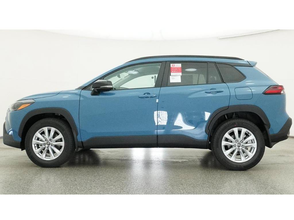 New 2026 Toyota Corolla Cross LE FWD image 19