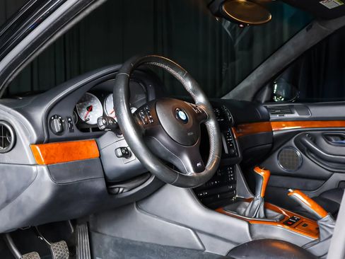 Used 2002 BMW M5 RWD image 15