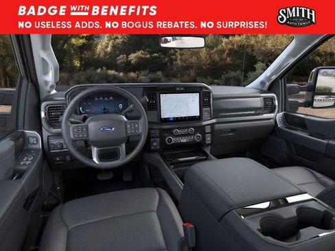 New 2025 Ford F250 Lariat w/ Chrome Package image 10