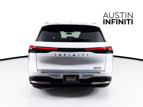 Certified 2026 INFINITI QX60 Luxe w/ Cargo Package FWD image 8