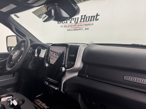 Used 2026 RAM 2500 Big Horn AWD/4WD image 36