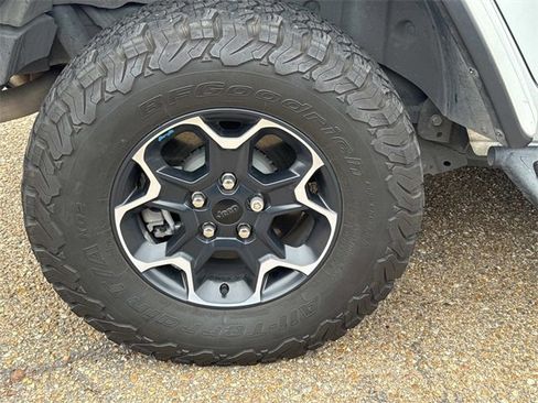 Used 2023 Jeep Wrangler Unlimited Rubicon 4xe w/ Cold Weather Group image 5