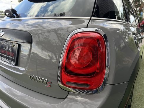 Used 2016 MINI Cooper S image 12