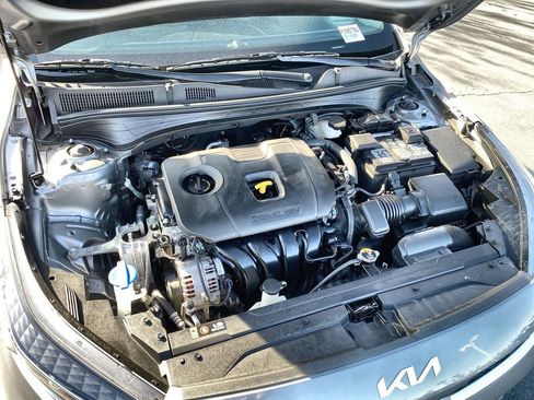 Used 2023 Kia Forte LXS image 19