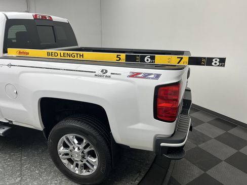 Used 2016 Chevrolet Silverado 2500 High Country w/ Duramax Plus Package image 31