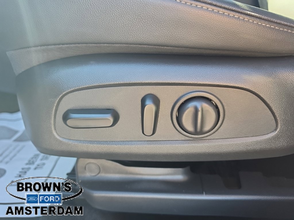 Used 2023 Chevrolet TrailBlazer ACTIV w/ Sun and Liftgate Package AWD/4WD image 17