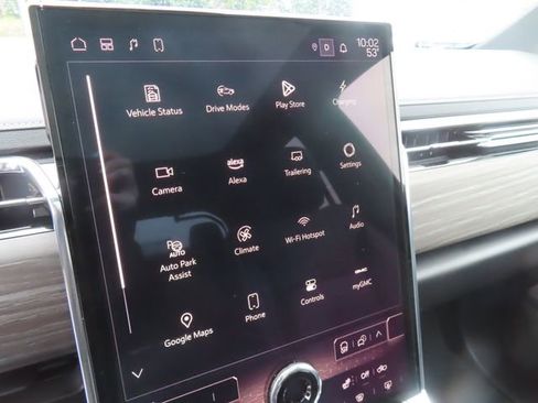 Used 2024 GMC Sierra EV Denali image 25