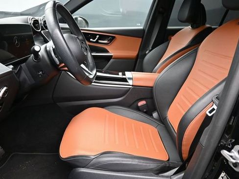 Used 2023 Mercedes-Benz GLC 300 image 12