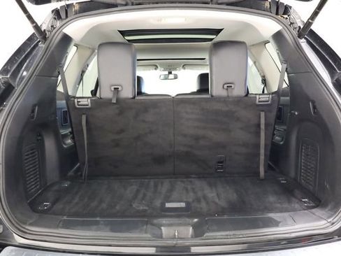 Used 2018 Nissan Pathfinder Platinum image 34