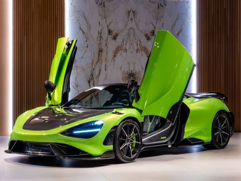 Used 2022 McLaren 765LT RWD image 2