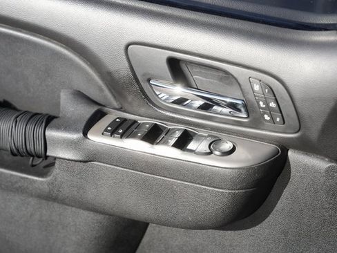 Used 2013 Chevrolet Silverado 2500 LTZ w/ LTZ Plus Package image 28