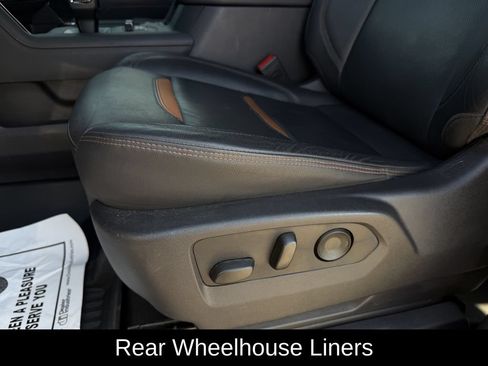 Used 2024 GMC Sierra 1500 AT4 w/ Technology Package AWD/4WD image 33
