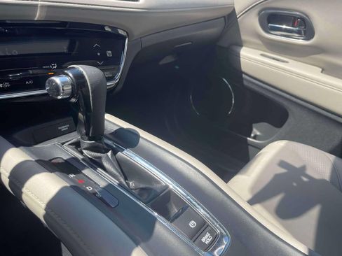 Certified 2018 Honda HR-V EX-L image 30