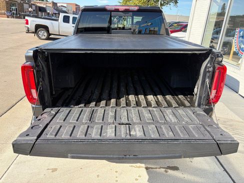 Used 2020 GMC Sierra 1500 Denali w/ Denali Ultimate Package AWD/4WD image 23
