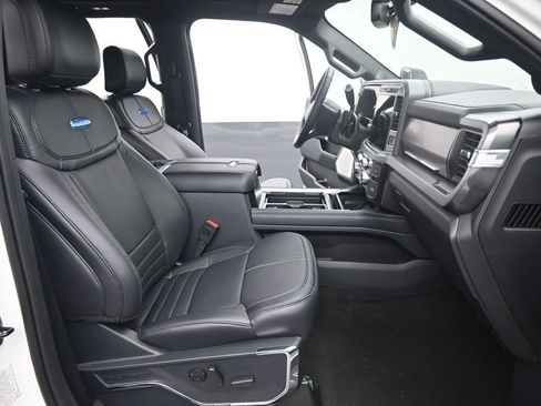 New 2026 Ford F250 Platinum AWD/4WD image 13