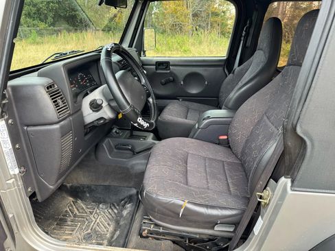 Used 2001 Jeep Wrangler Sport image 8