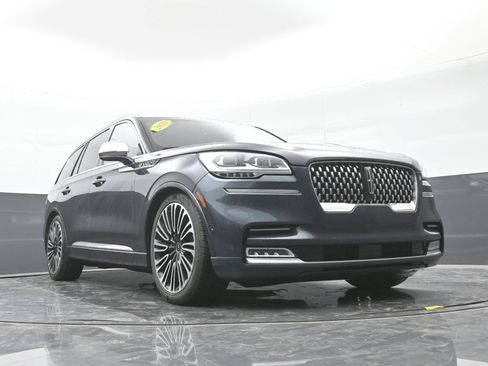 Used 2020 Lincoln Aviator Black Label w/ Dynamic Handling Package AWD/4WD image 41