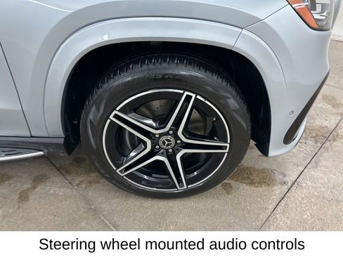 Used 2025 Mercedes-Benz GLS 450 4MATIC image 14