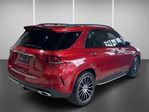 Used 2022 Mercedes-Benz GLE 350 4MATIC w/ AMG Line Exterior image 6