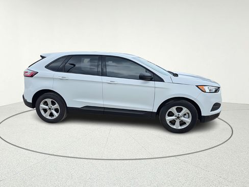 Used 2024 Ford Edge SE AWD/4WD image 8