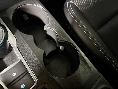 Used 2024 Ford Escape Platinum image 15