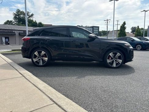 New 2026 Audi SQ5 Premium Plus AWD/4WD image 6