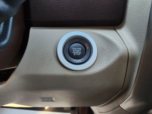 Used 2018 RAM 3500 Laramie image 24