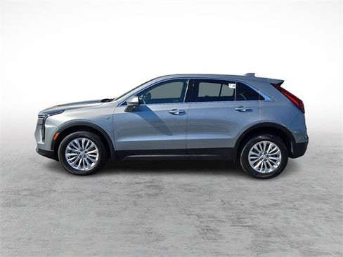 Certified 2024 Cadillac XT4 Luxury w/ LPO, Floor Liner Package image 7