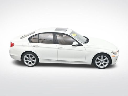 Used 2014 BMW 320i xDrive Sedan image 27