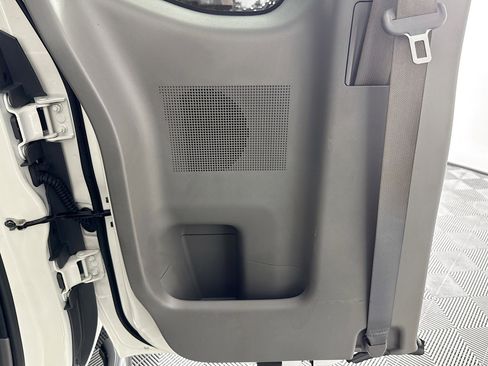 Used 2018 Nissan Frontier S image 24