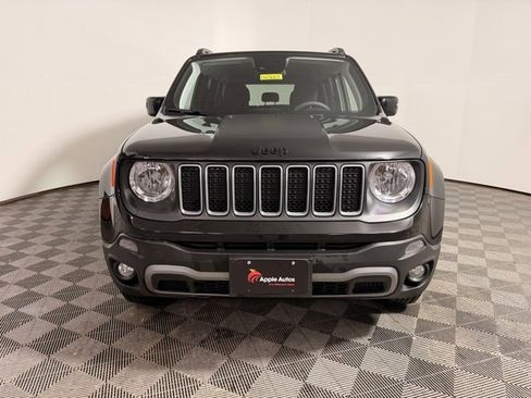 Certified 2023 Jeep Renegade Latitude image 3