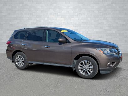 Used 2016 Nissan Pathfinder S