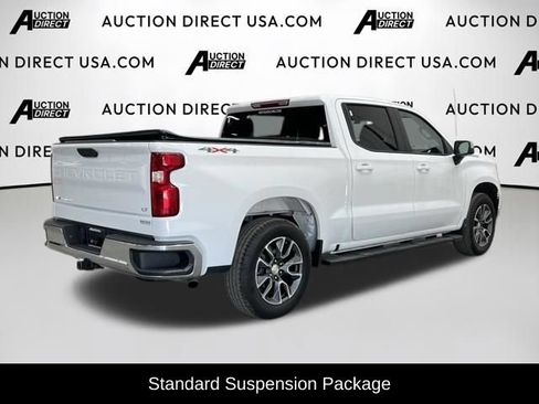 Used 2022 Chevrolet Silverado 1500 LT AWD/4WD image 6