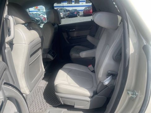 Used 2014 GMC Acadia SLT FWD image 19