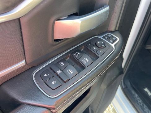 Used 2024 RAM 3500 Big Horn image 8