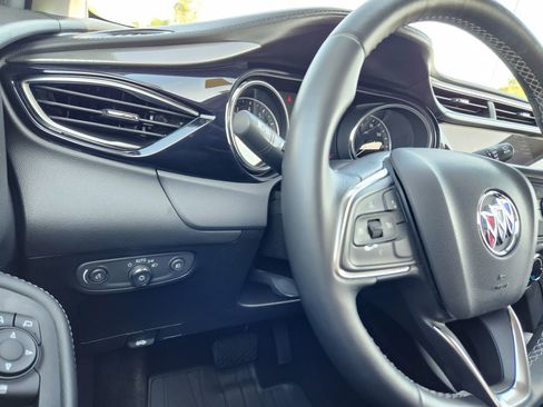 Used 2021 Buick Encore GX Preferred FWD image 24
