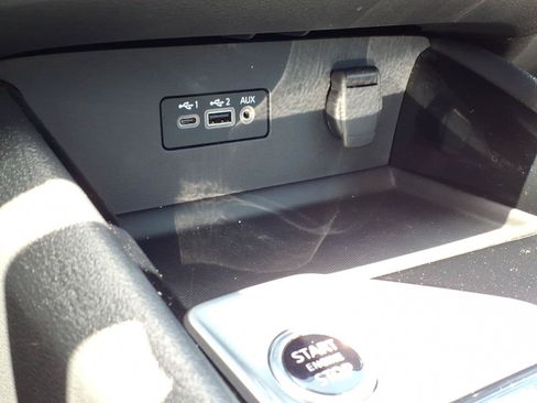 Used 2024 Nissan Altima 2.5 SV FWD image 25