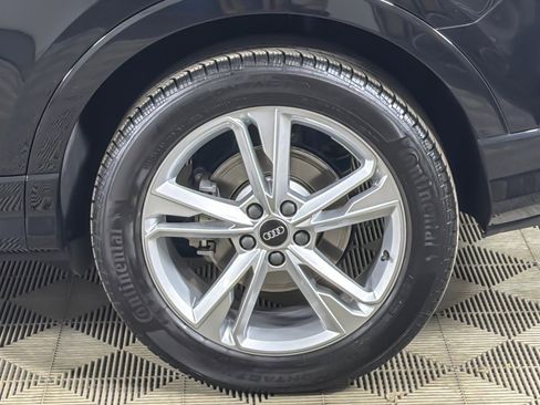 Used 2024 Audi Q3 2.0T Premium Plus w/ Premium Plus Package AWD/4WD image 25