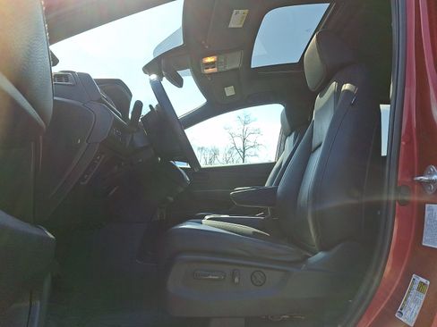 Used 2023 Honda Odyssey Sport image 14