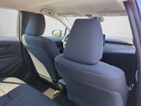 Certified 2025 Toyota Corolla LE FWD image 28
