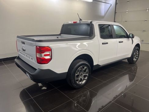 Certified 2022 Ford Maverick XLT FWD image 6