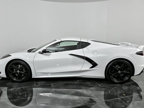 Used 2021 Chevrolet Corvette Stingray Preferred Cpe w/ Z51 Performance Package image 7