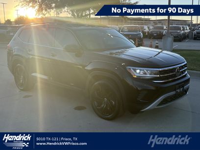 Used 2023 Volkswagen Atlas SE w/ Black Wheel Package