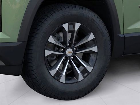 New 2026 Chevrolet Equinox LT w/ LPO, Floor Liner Package image 7