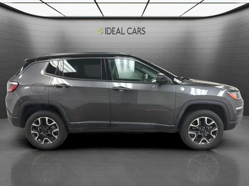 Used 2019 Jeep Compass Trailhawk AWD/4WD image 4