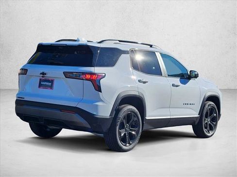 New 2026 Chevrolet Equinox LT w/ Midnight Edition image 2