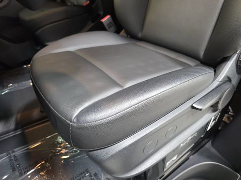 Used 2023 Mercedes-Benz Sprinter 2500 image 27